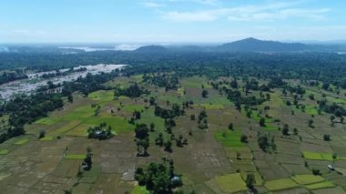 Güney Laos 'ta Don Det yakınlarında gökyüzünden görünen 4000 ada