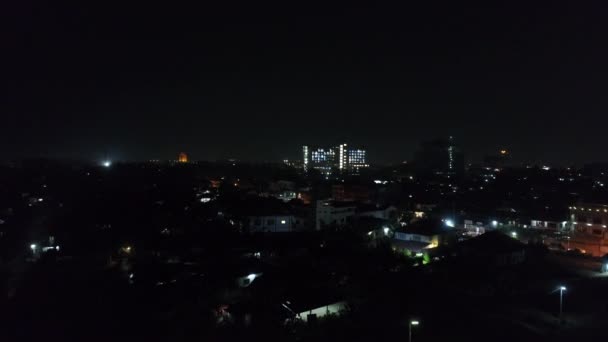 Ville de Vientiane au Laos de nuit vue du ciel — Vídeo de Stock