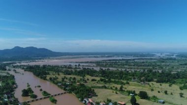 Güney Laos 'ta Don Det yakınlarında gökyüzünden görünen 4000 ada