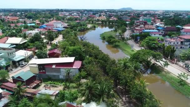 CamboyanaVille de Siem Reap vue du ciel — Vídeo de stock