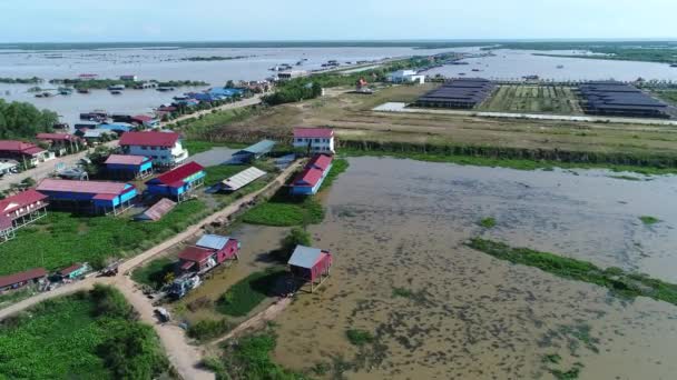 CamboyanaVillage flottant agricole et pjalá cheurs jalá Siem Reap — Vídeo de stock