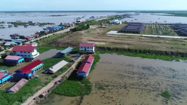 CamboyanaVillage flottant agricole et pjalá cheurs jalá Siem Reap — Vídeo de stock