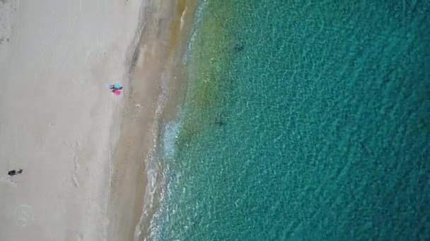 Milopotas Isla Ios Las Cícladas Grecia Vistas Desde Cielo — Vídeos de Stock