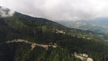 Sikkim Hindistan 'daki Rumtek Manastırı gökyüzünden görünüyor.