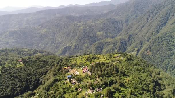 Hindistan Sikkim Eyaletindeki Yuksom Köyü Gökyüzünden Görüldü — Stok video