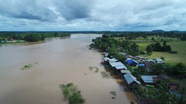 Güney Laos 'taki Don Det yakınlarında gökyüzünden görünen 4000 ada.