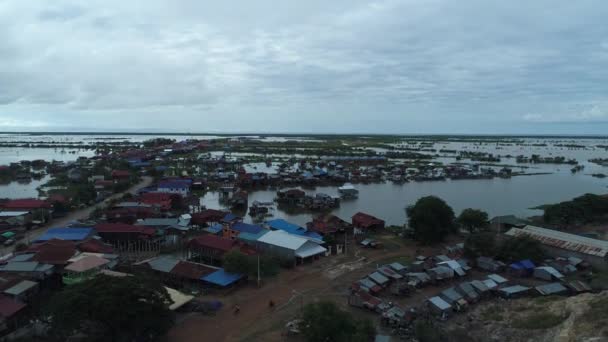 Kamboçya Siem Reap Yakınlarındaki Çiftçilik Balıkçılık Köyü Gökyüzünden Görüldü — Stok video