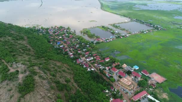 Cambodge LiguVillage flottant agricole et pmbH cheurs à Siem Reap — Video Stock