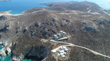 Yunanistan 'ın Kiklad adasındaki Serifos adasındaki Psili Ammos plajı fro görüldü
