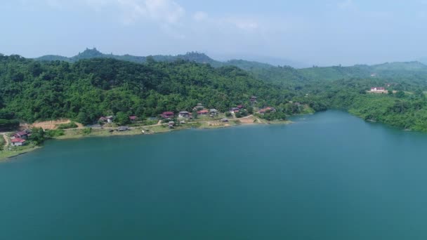 Vang Vieng Wasserschutzgebiet Laos Vom Himmel Aus Gesehen — Stockvideo