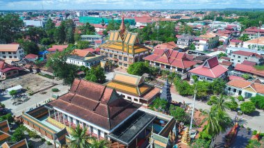 Kamboçya 'daki Siem Reap şehri gökyüzünden görüldü