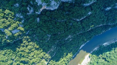 Fransa 'daki Ardeche geçitlerinin hava manzarası