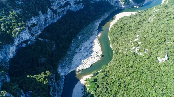 Fransa 'daki Ardeche geçitlerinin hava manzarası