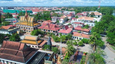Kamboçya 'daki Siem Reap şehri gökyüzünden görüldü