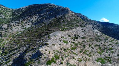 Yunanistan 'ın Kiklad adasındaki Sifnos adası gökyüzünden görülüyor