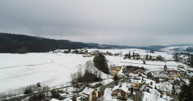 Fransa 'nın Doubs kentindeki Saint-Point-Lac köyü.