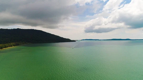 空から見たカンボジア シアヌークビル周辺の風景 — ストック写真