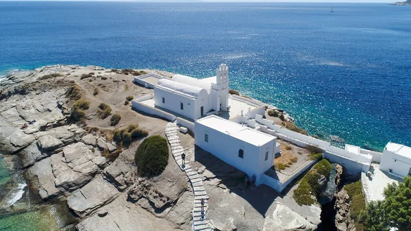 Monasterio Chrisopigi Faros Isla Sifnos Grecia Vista Aérea — Foto de Stock