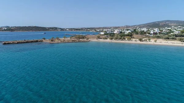 Yunanistan 'ın Kiklad adasındaki Naxos adasındaki Aliko plajı gökyüzünden görüldü