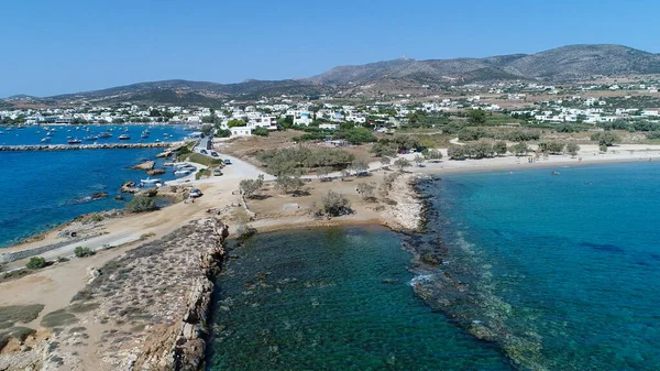 Yunanistan 'ın Kiklad adasındaki Naxos adasındaki Aliko plajı gökyüzünden görüldü