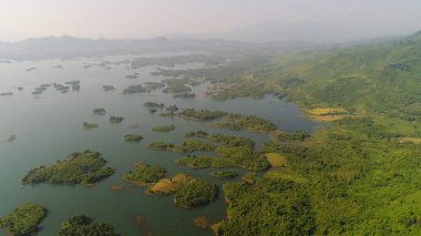 Gökyüzünden Laos 'ta Vang Vieng su rezervi