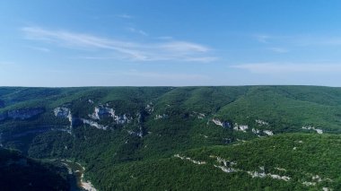 Fransa 'daki Ardeche geçitlerinin hava manzarası