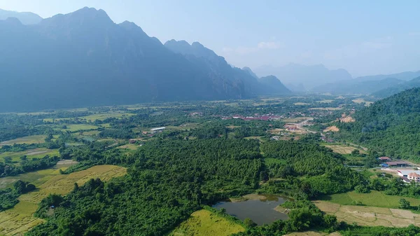Krajobraz Wokół Miasta Vang Vieng Laosie Widziany Nieba — Zdjęcie stockowe