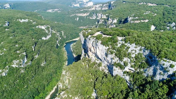 Fransa 'daki Ardeche geçitlerinin hava manzarası