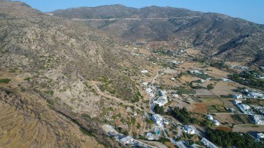 Yunanistan 'daki Kiklad adası gökyüzünden görüldü