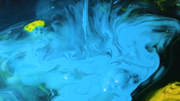 Swirly Blue Ink Floating Water Lebendige Tinten Umschwirren Einander Und — Stockvideo