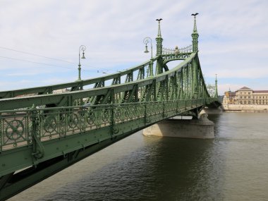 Budapeşte Köprüsü