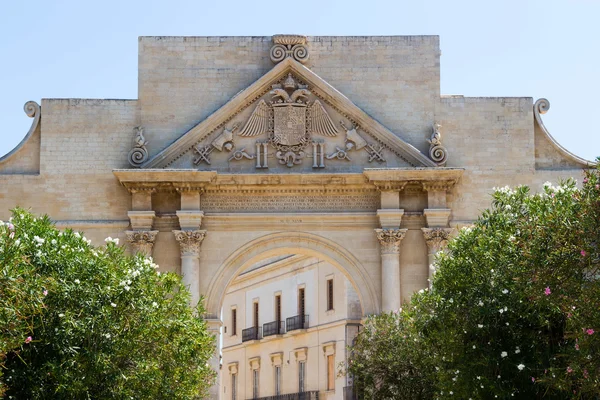 Naples Gate i Lecce 1 — Stockfoto