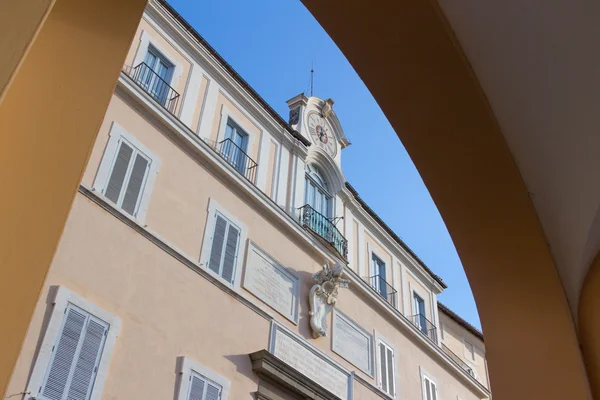 Papa'nın kemer yapı