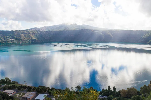 Castel Gandolfo Gölü 3