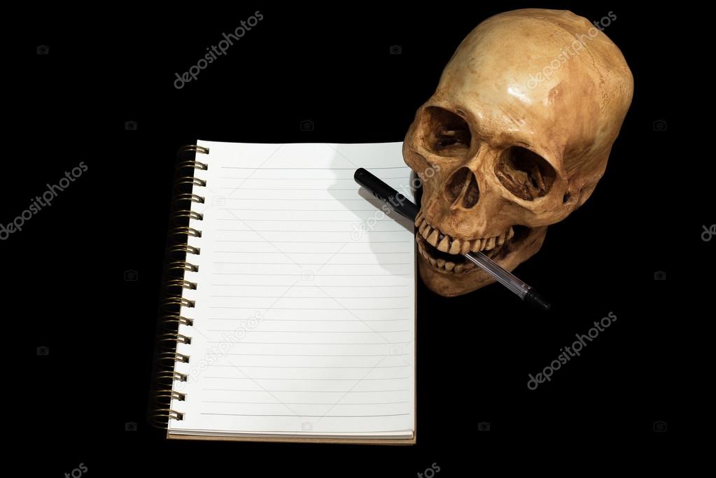 Skull note taking, Clipping path