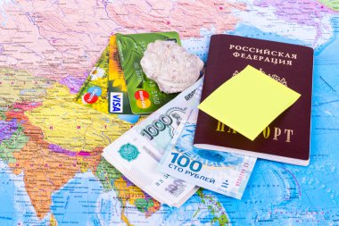 Para, pasaport, kabuk lay Rusyanın haritada