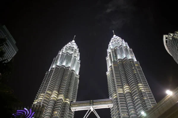 KUALA LUMPUR, MALAYSIA, Petronas İkiz Kuleleri