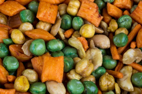 Deniz tuzu ile tuzlu aperatif çeşitler