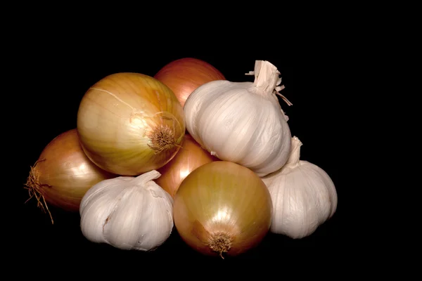 Garic and Onions on Black Background — Stock Photo, Image