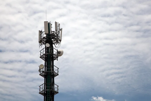 Cep telefonu kule manzara