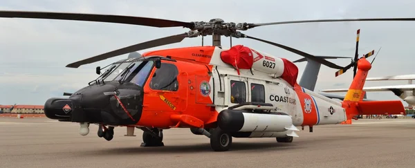 U.S. Coast Guard MH-60 Jayhawk Rescue Helicopter — Stock Photo, Image