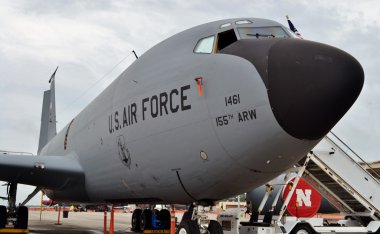 Uçak yakıt ikmali kc-135 yakıt ikmal Stratotanker