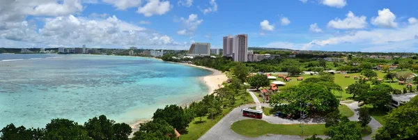 Bahía de Tumon, GuamTropical Tumon Bay in den tropischen pazifischen Insel Guam, berühmt für seine Schnorcheln — Foto de Stock