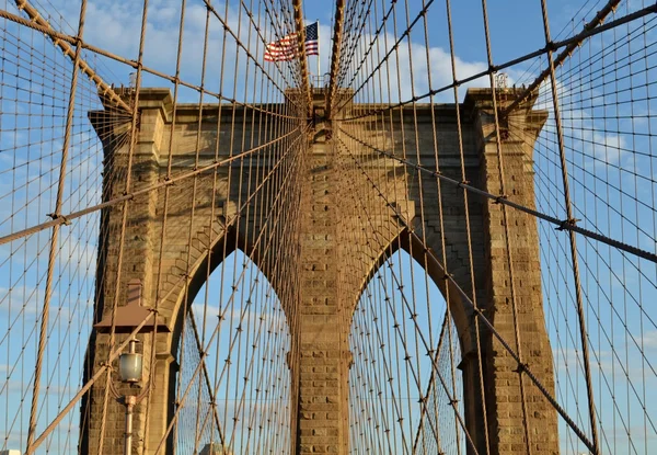Brooklyn bridge em Manhattan — Fotografia de Stock