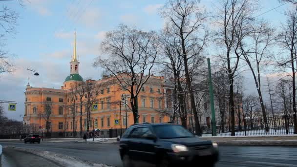 Mikhailovskij-slottet i St Petersburg. — Stockvideo