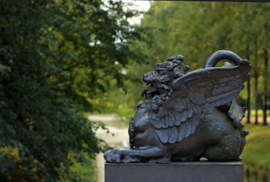 Kanatlı ejderha, canavar, Dragon Köprüsü