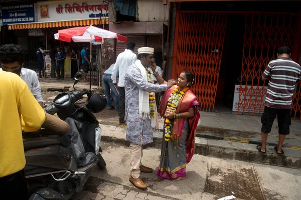 Mumbai India June 2020 Couple Offer Sweets Each Other Getting — Stock fotografie