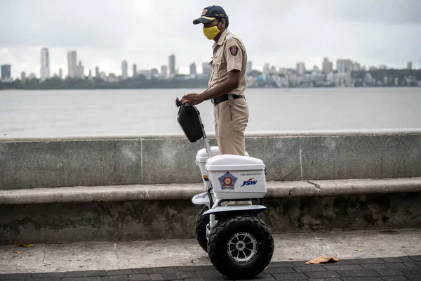 Mumbai India June 2020 Mumbai Police Patrol Segway Electric Scooter — Foto de Stock