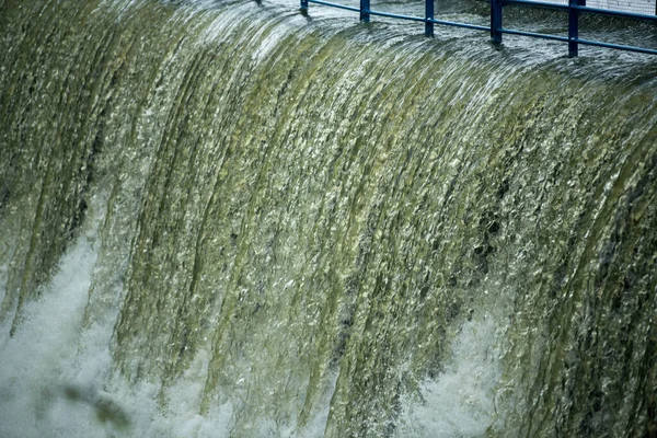 Mumbai Indien Juli 2020 Wasserüberlauf Aus Dem Powai See Nach — Stockfoto