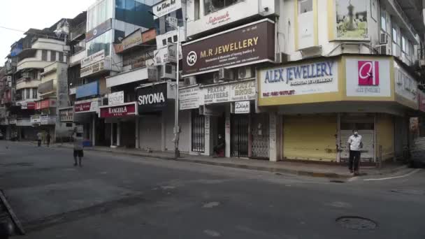 Mumbai India Mei 2020 Gesloten Winkels Een Marktgebied Bij Zaveri — Stockvideo